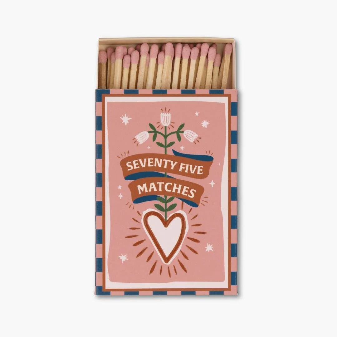 Caja de 75 cerillas “Hearts” 💗